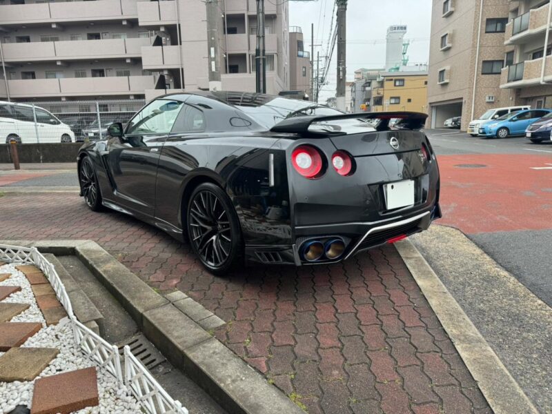2019 NISSAN GT-R Premium Edition