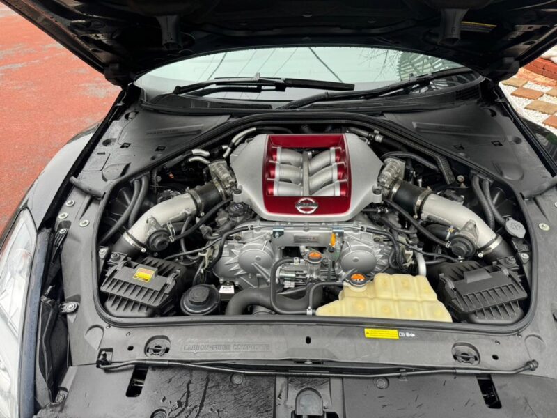 2019 NISSAN GT-R Premium Edition