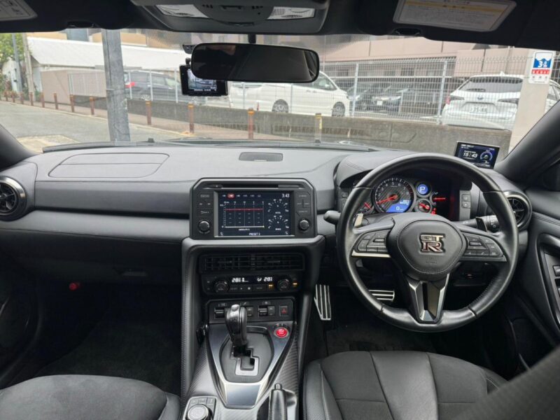 2019 NISSAN GT-R Premium Edition