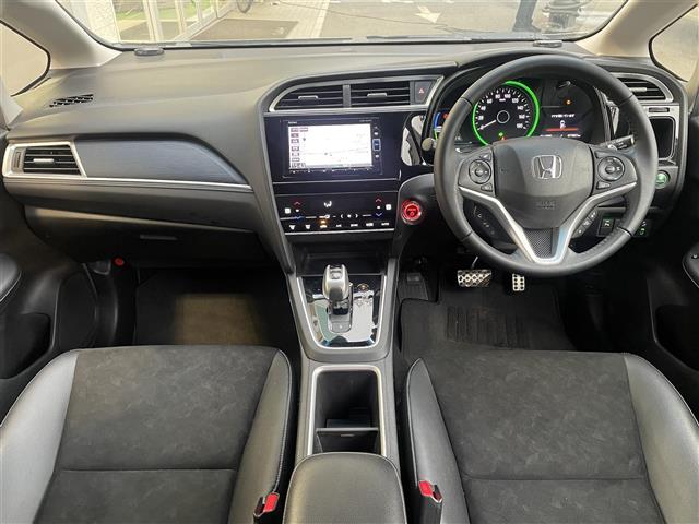 2019 Honda Shuttle 1.5 Hybrid X Honda Sensing