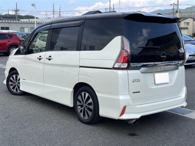 2019 Nissan Serena 2.0 Highway Star V Selection