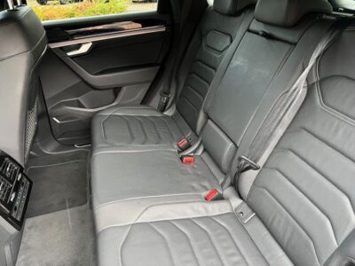 2019 Volkswagen Touareg 3.0TDI V6 R-Line Tech Tiptronic 4Motion