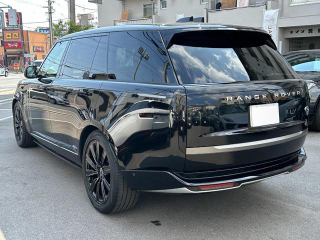 2023 Land Rover Range Rover P530 Autobiography LWB