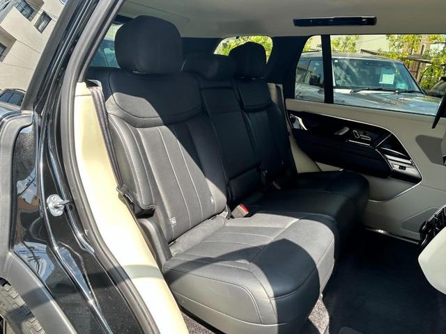 2023 Land Rover Range Rover P530 Autobiography LWB