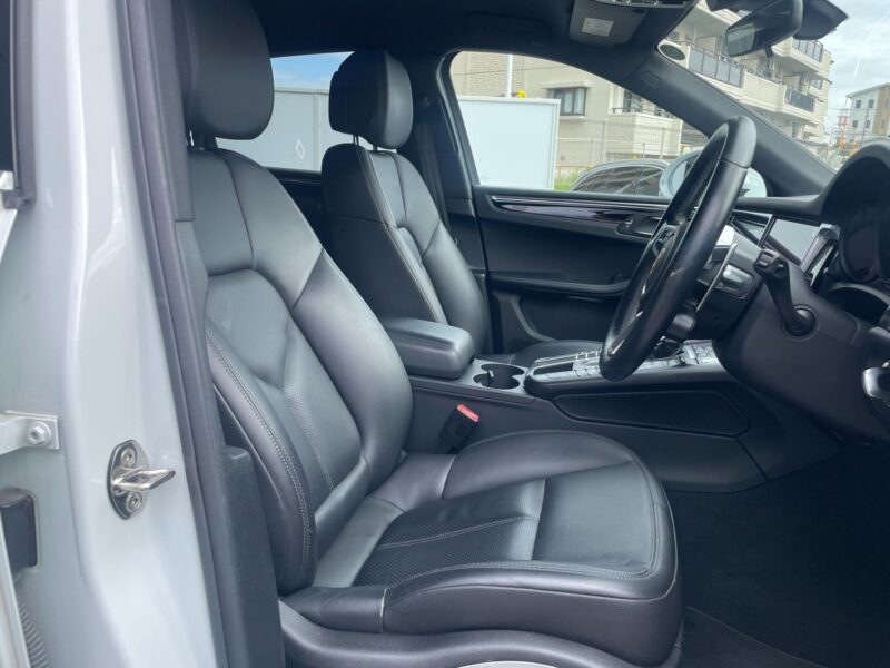 2019 Porsche Macan S