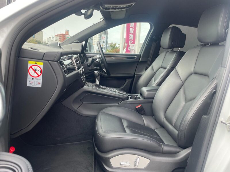 2019 Porsche Macan S