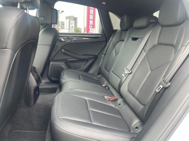 2019 Porsche Macan S