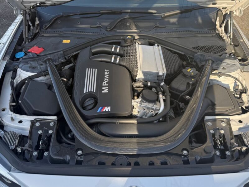 2019 BMW M2 Competition (MT)