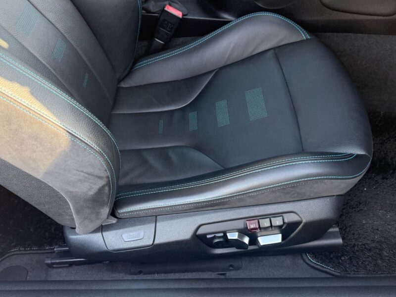 2019 BMW M2 Competition (MT)