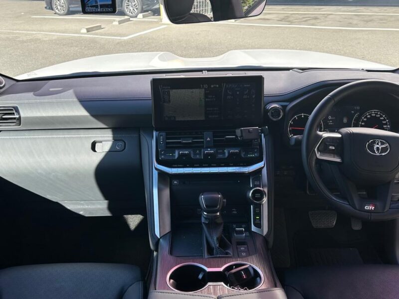 2023 Toyota Land Cruiser GR Sport - VJA300W