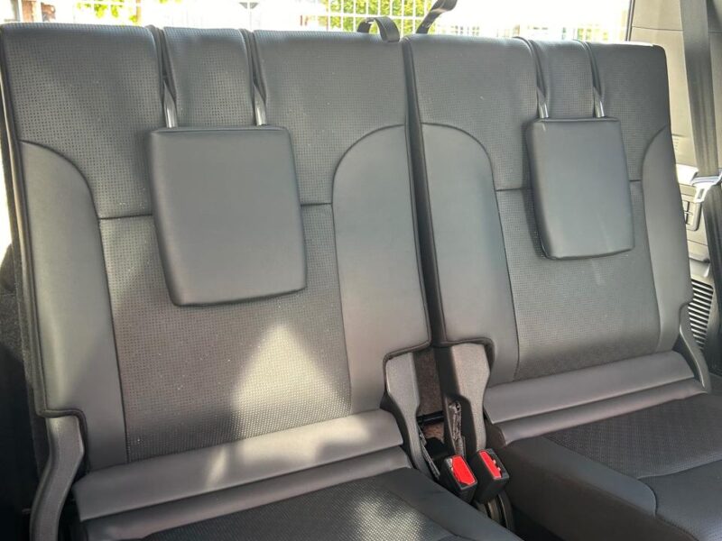 2023 Toyota Land Cruiser GR Sport - VJA300W