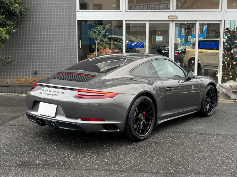 2019 Porsche 911 Carrera GTS