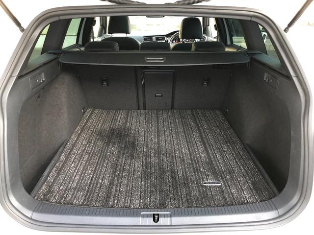 2019 Volkswagen Golf R Variant