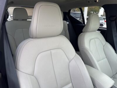 2019 VOLVO XC40 T5 Inscription