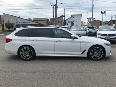 2020 BMW 530i Touring M Sport