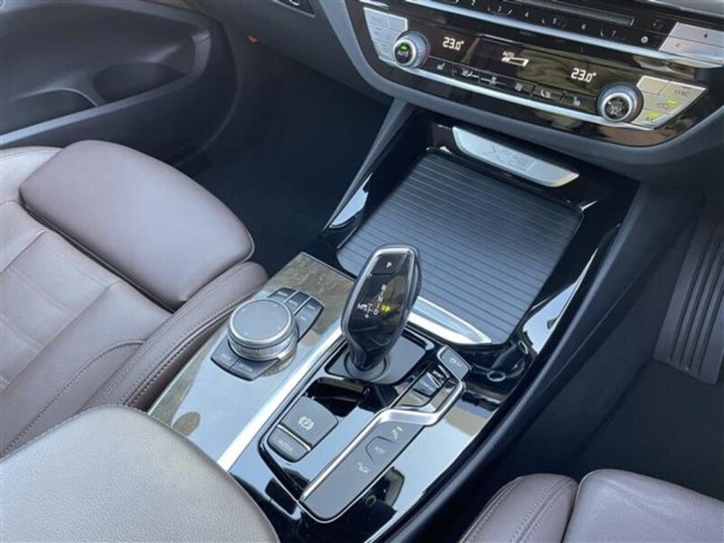 2019 BMW X3 xDrive 20i M Sport 4WD - Very Low Mileage!