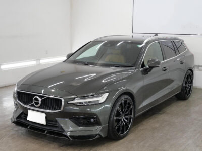 2019 Volvo V60 T5 Momentum ERST