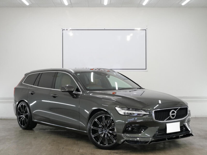 2019 Volvo V60 T5 Momentum ERST