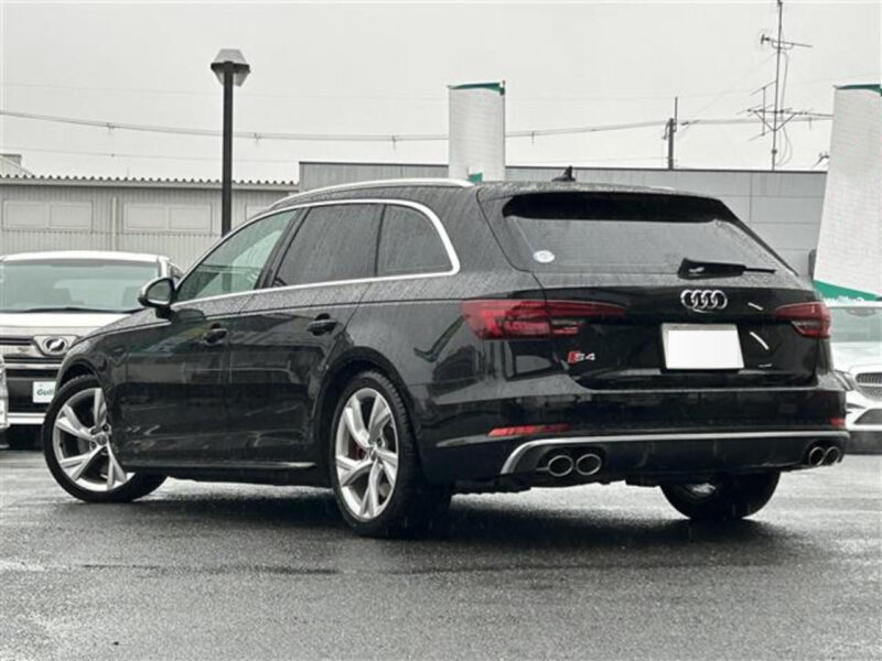 2019 AUDI S4 Avant