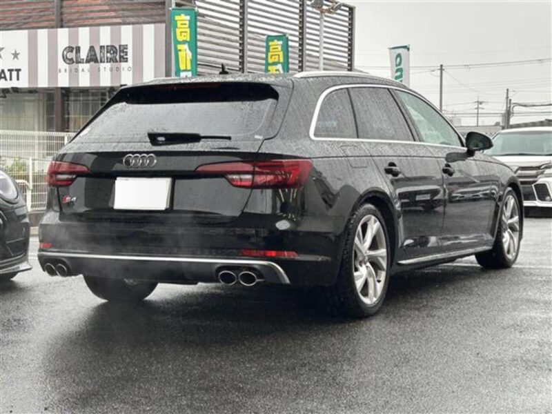 2019 AUDI S4 Avant