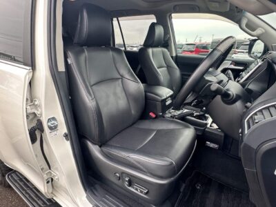 2020 Toyota Land Cruiser Prado TZ-G - GDJ151W