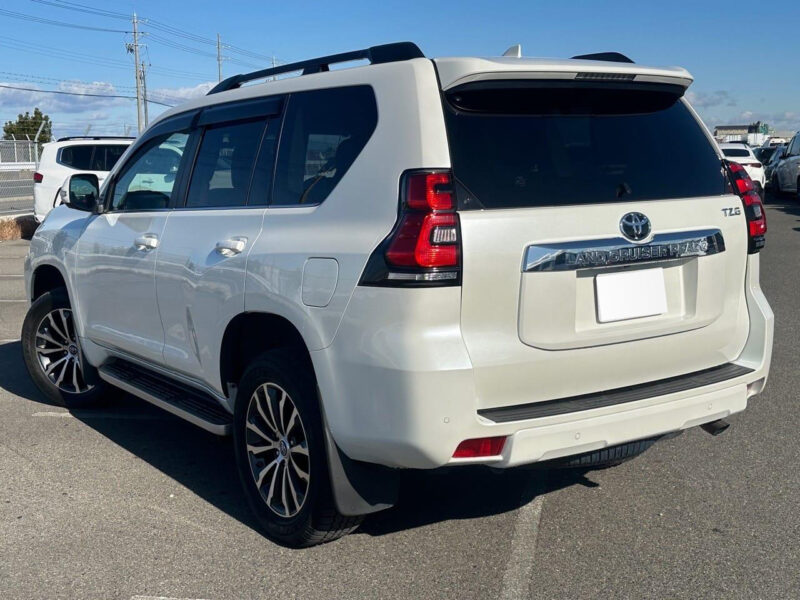 2020 Toyota Land Cruiser Prado TZ-G - GDJ151W