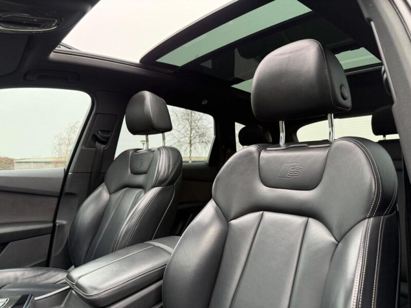 2019 AUDI Q7 3.0 50TDI S-Line Black Edition Quattro