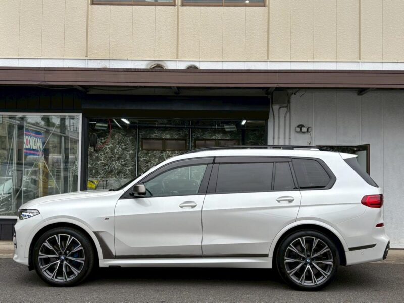 2020 BMW X7 M50i