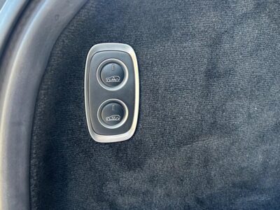 2021 Aston Martin DBX