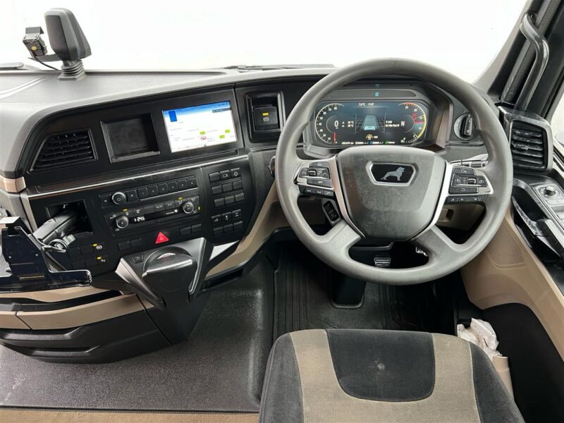 2022 MAN TGX 26.510 6X2 Tractor Unit Euro6