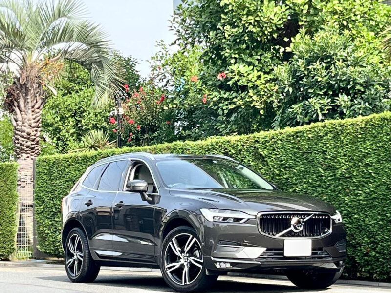 2019 Volvo XC60 T5 AWD Momentum