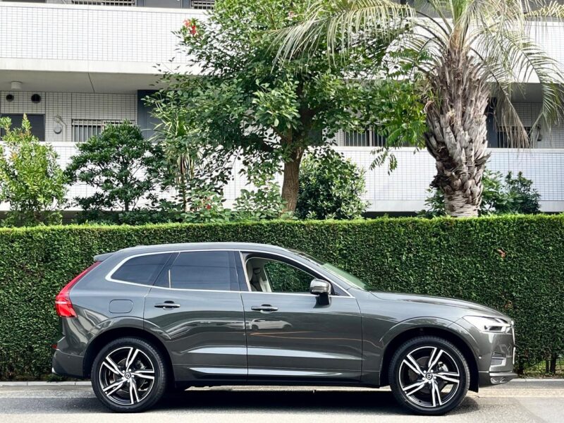 2019 Volvo XC60 T5 AWD Momentum