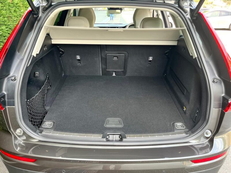 2019 Volvo XC60 T5 AWD Momentum