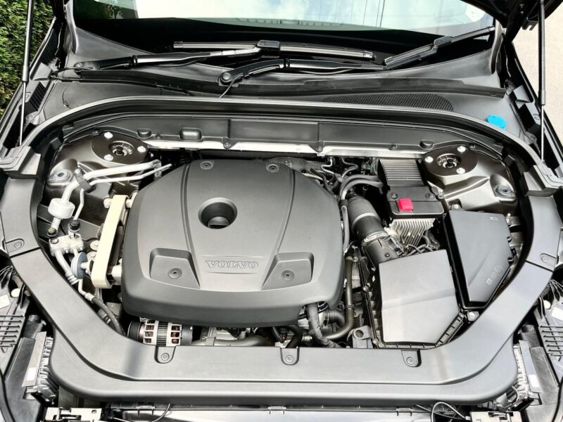 2019 Volvo XC60 T5 AWD Momentum