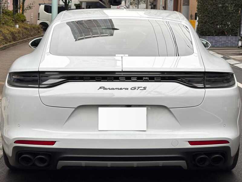 2021 Porsche Panamera GTS