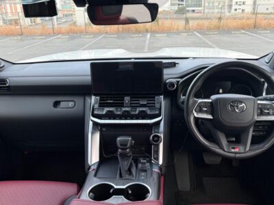 2024 Toyota Land Cruiser 300 GR Sport - FJA300W