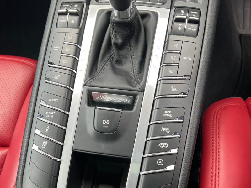 2019 Porsche Macan Turbo