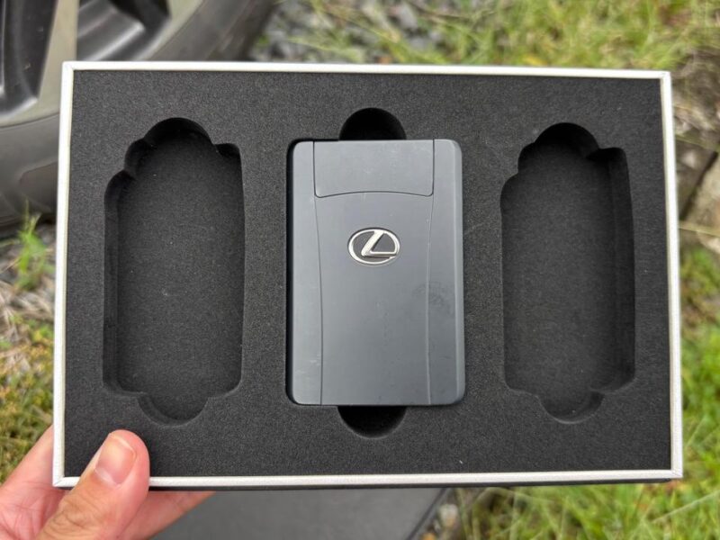 2023 LEXUS IS500 F Sports Performance