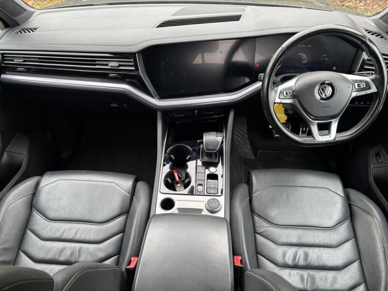 2019 Volkswagen Touareg 3.0TDi V6 R-Line Tech