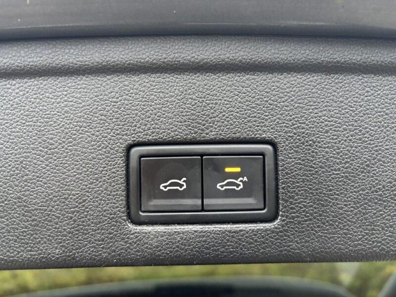 2019 Volkswagen Touareg 3.0TDi V6 R-Line Tech