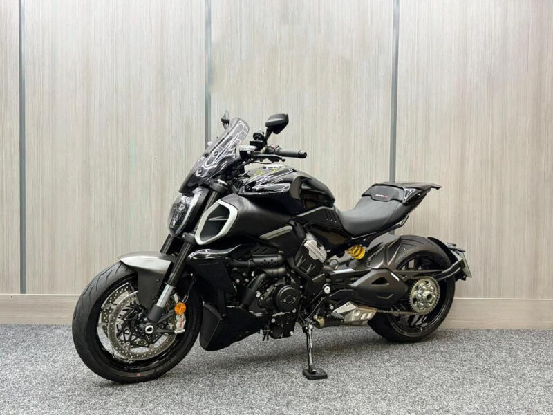 2023 Ducati Diavel V4