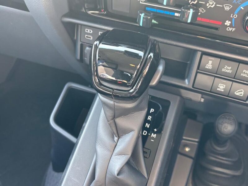 2024 Toyota Land Cruiser 70AX - GDJ76R