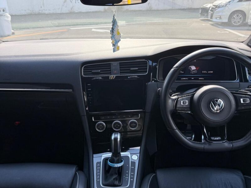 2020 Volkswagen Golf R