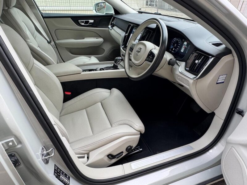 2019 VOLVO S60 T5 Inscription