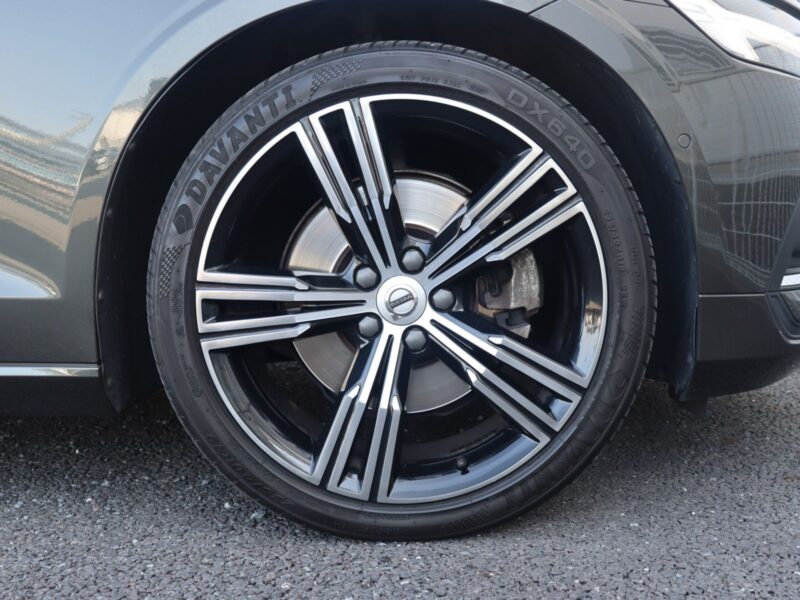 2019 VOLVO V60 T5 Inscription