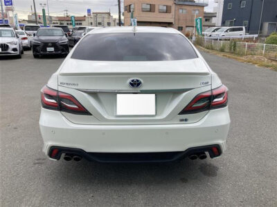 2019 Toyota Crown Hybrid RS Advance