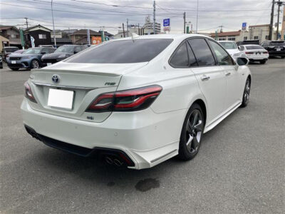 2019 Toyota Crown Hybrid RS Advance