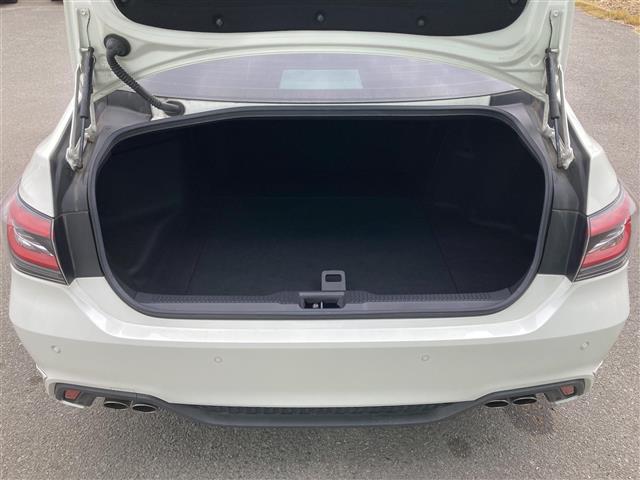 2019 Toyota Crown Hybrid RS Advance