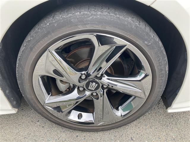 2019 Toyota Crown Hybrid RS Advance