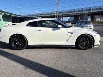 2019 Nissan GT-R Pure Edition